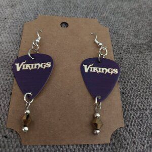 Women's MINNESOTA VIKINGS GUITAR PICK EARRINGS